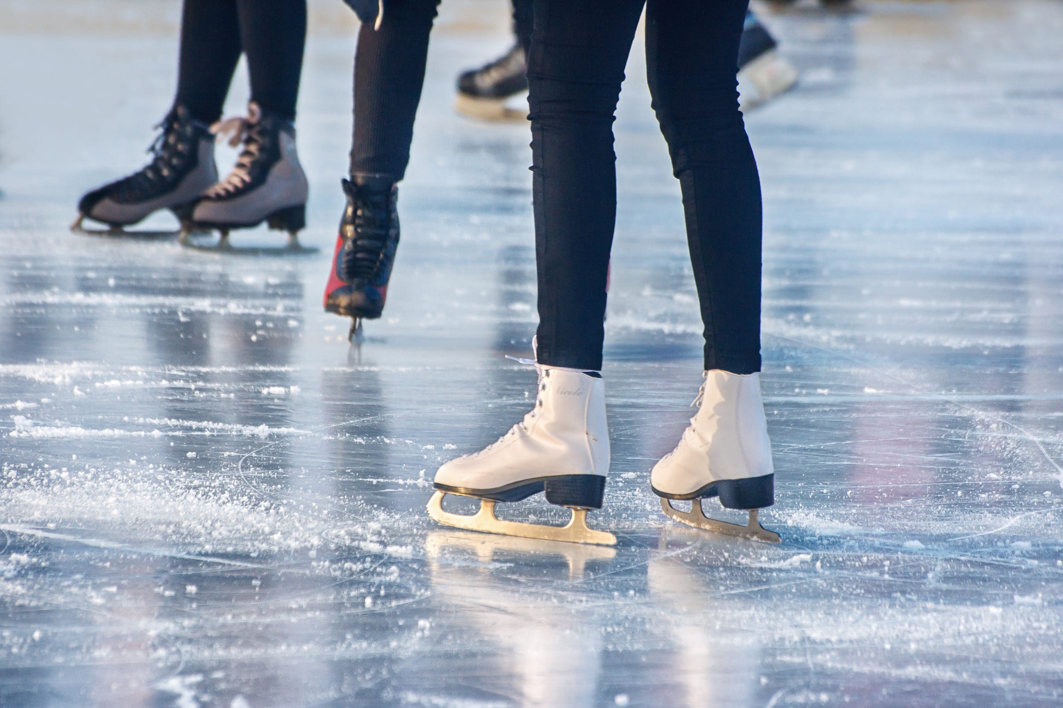 What Are the Best Times to Go Ice Skating in Ocean County?