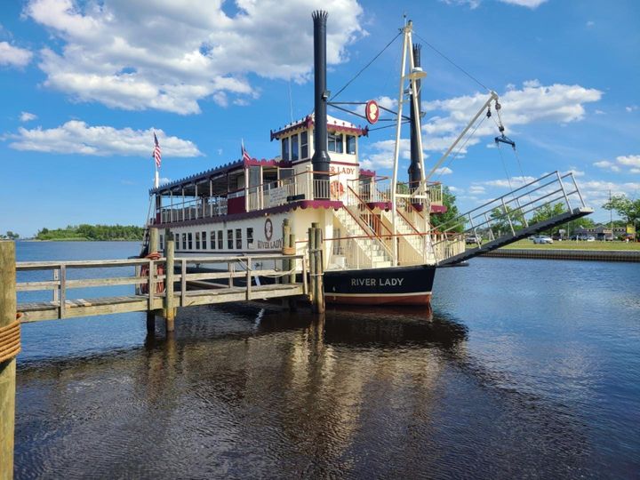 river lady cruise in toms river
