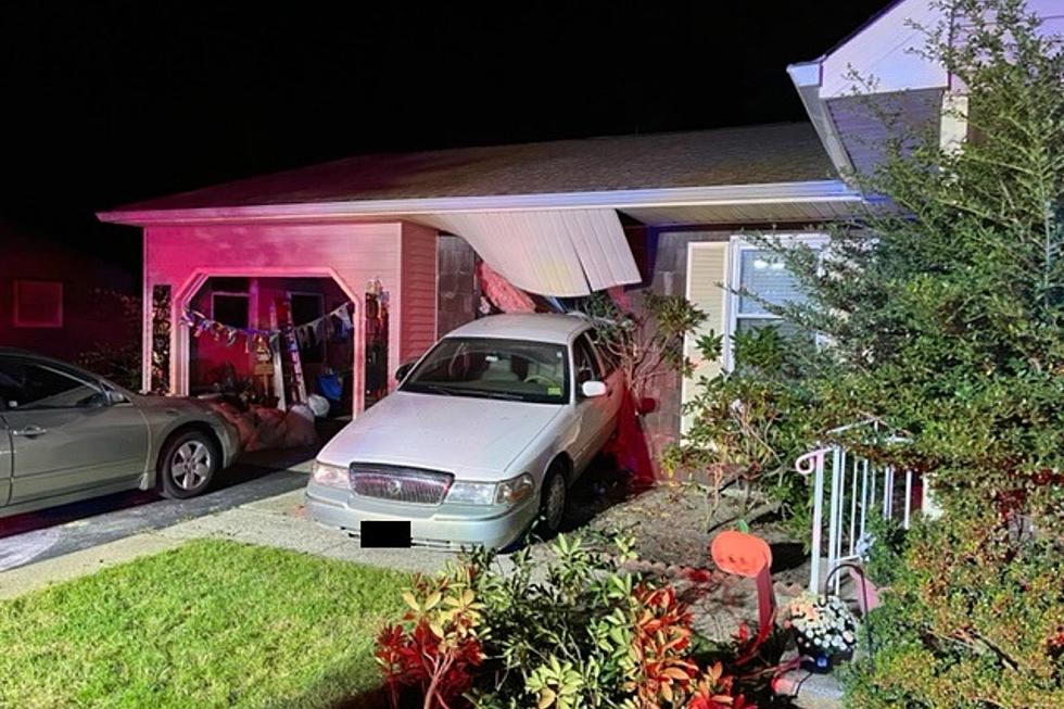 Man Crashes Car into Neighbors Living Room - TomsRiver.org