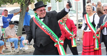 columbusdayparade-chair
