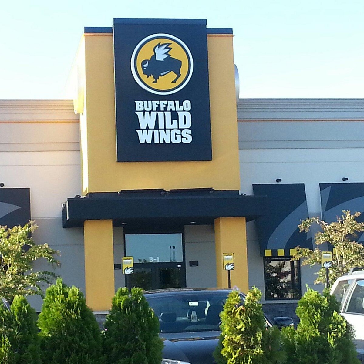 buffalo-wild-wings-toms